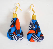 Load image into Gallery viewer, Looped earrings

