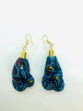 Load image into Gallery viewer, Looped earrings
